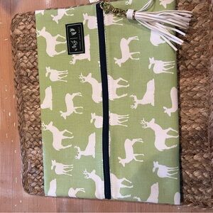 Makeup Junkie Mommy Junkie Large Bag Deer in Green